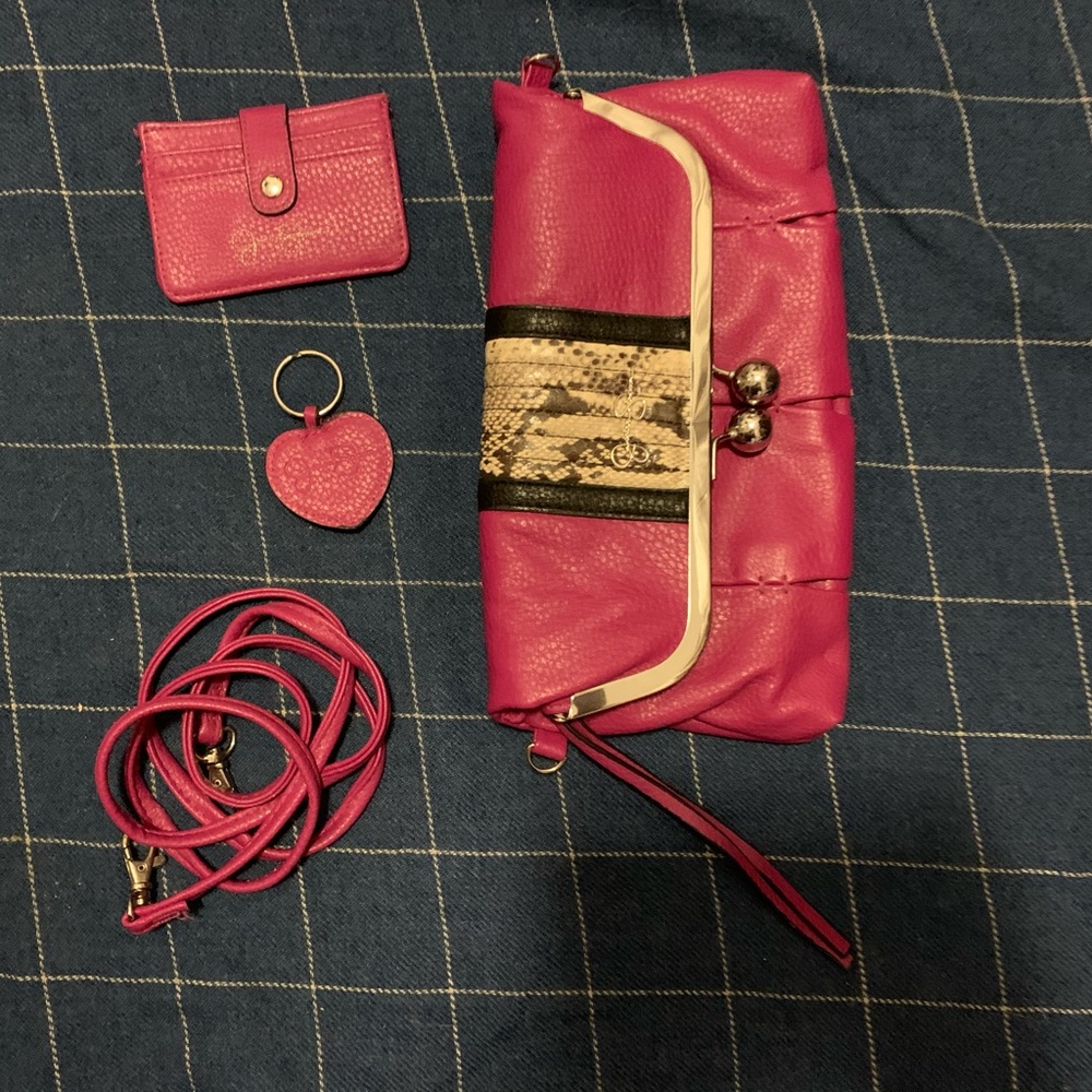 Jessica Simpson crossbody clutch w/accessories